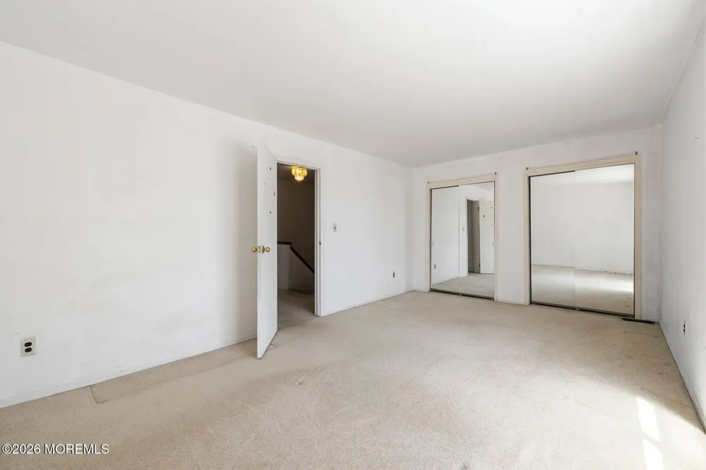 703 Merrywood Drive Edison, NJ 08817
