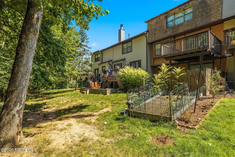 703 Merrywood Drive Edison, NJ 08817
