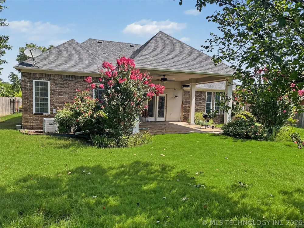 1550 Redwood Place Tahlequah, OK 74464