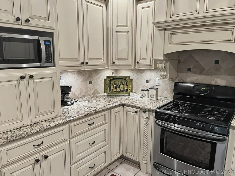 1550 Redwood Place Tahlequah, OK 74464