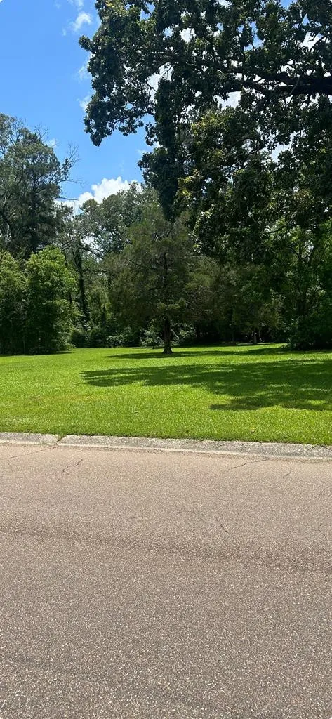 511 White Oak Brookhaven, MS 39601