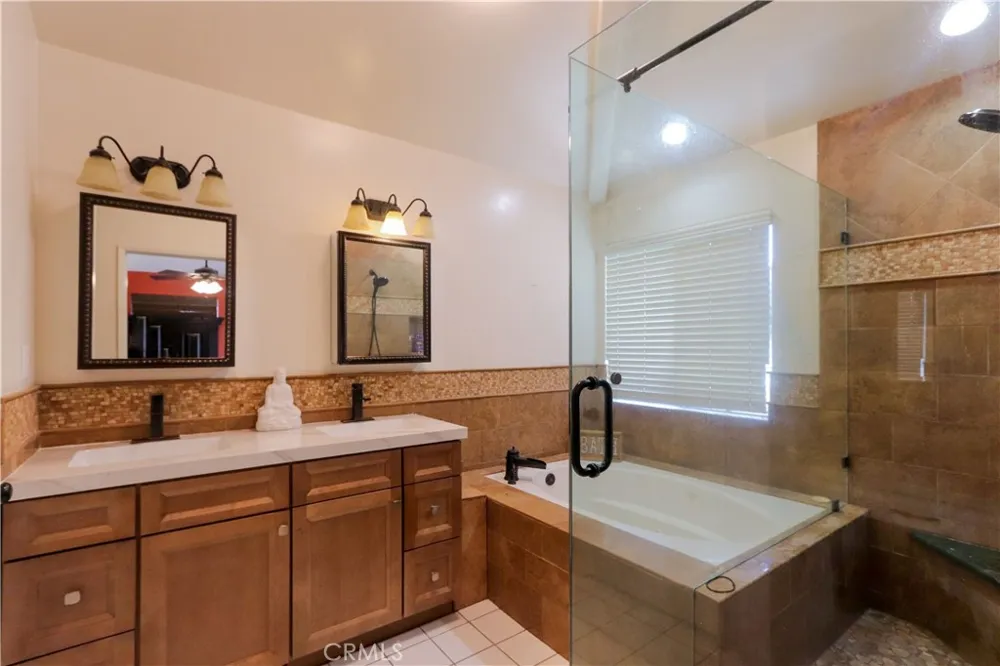 4826 Faculty Avenue Long Beach, CA 90808