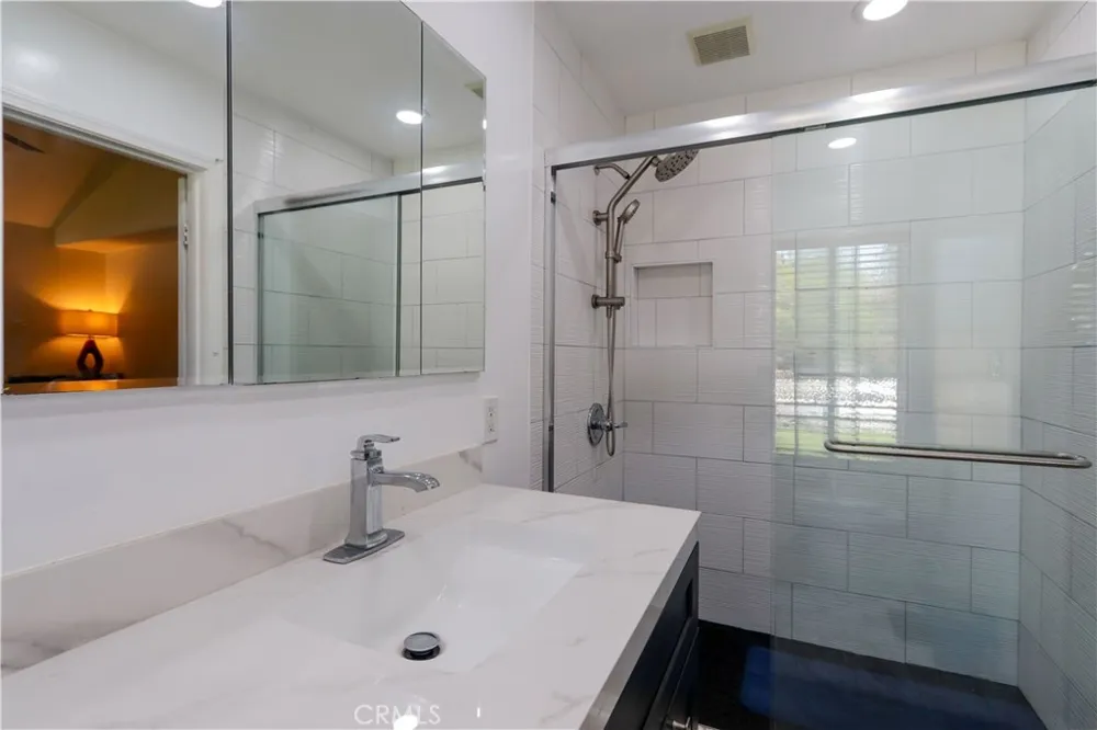 4826 Faculty Avenue Long Beach, CA 90808
