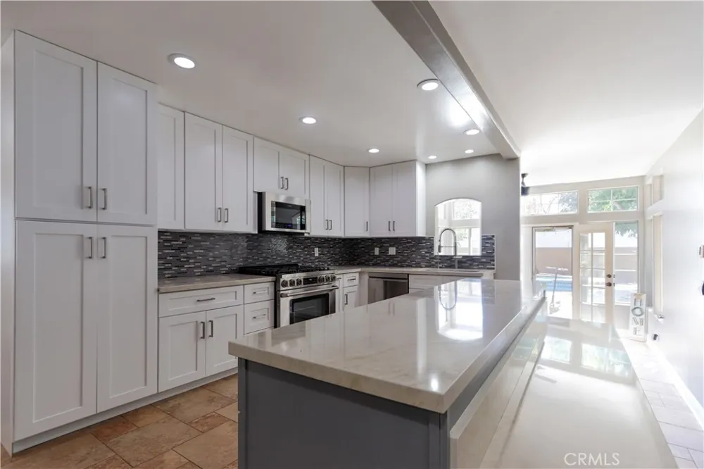 4826 Faculty Avenue Long Beach, CA 90808