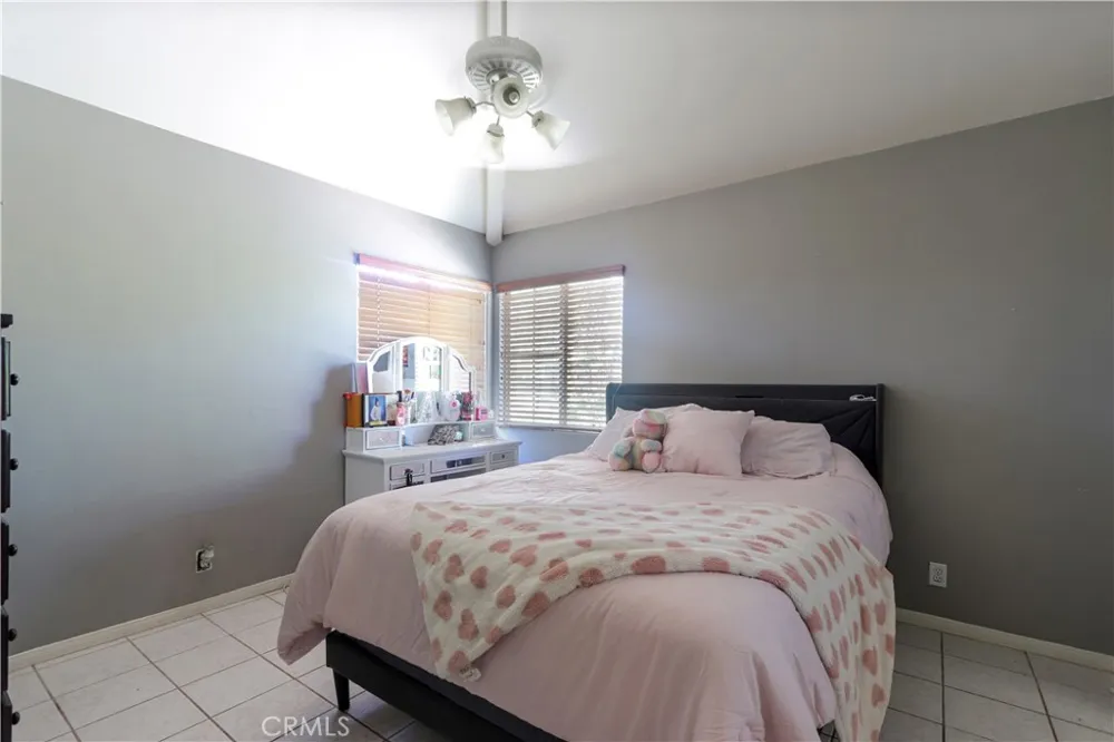 4826 Faculty Avenue Long Beach, CA 90808