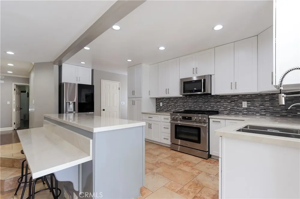 4826 Faculty Avenue Long Beach, CA 90808