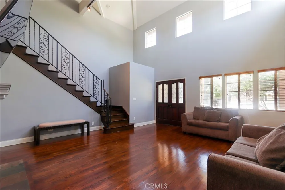 4826 Faculty Avenue Long Beach, CA 90808