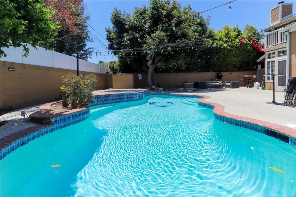 4826 Faculty Avenue Long Beach, CA 90808