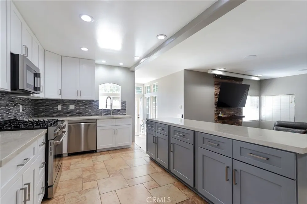 4826 Faculty Avenue Long Beach, CA 90808