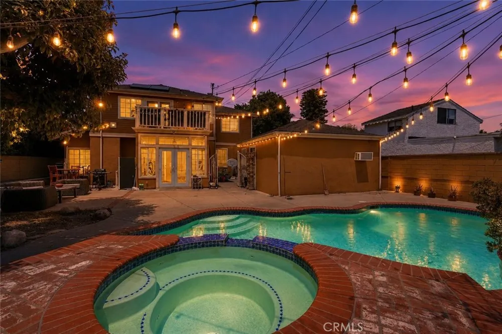 4826 Faculty Avenue Long Beach, CA 90808