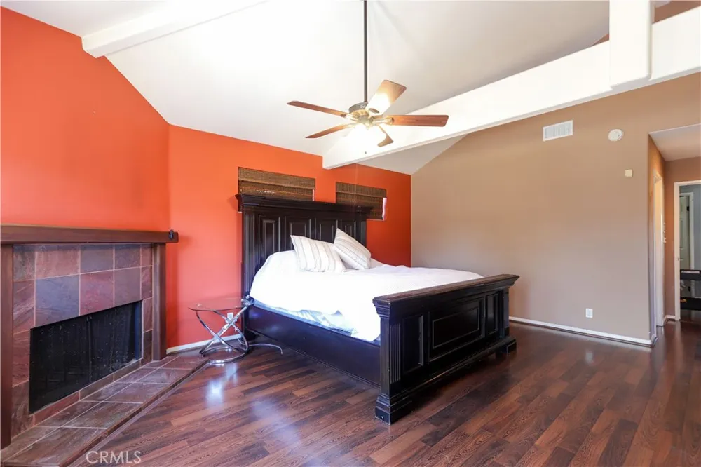 4826 Faculty Avenue Long Beach, CA 90808
