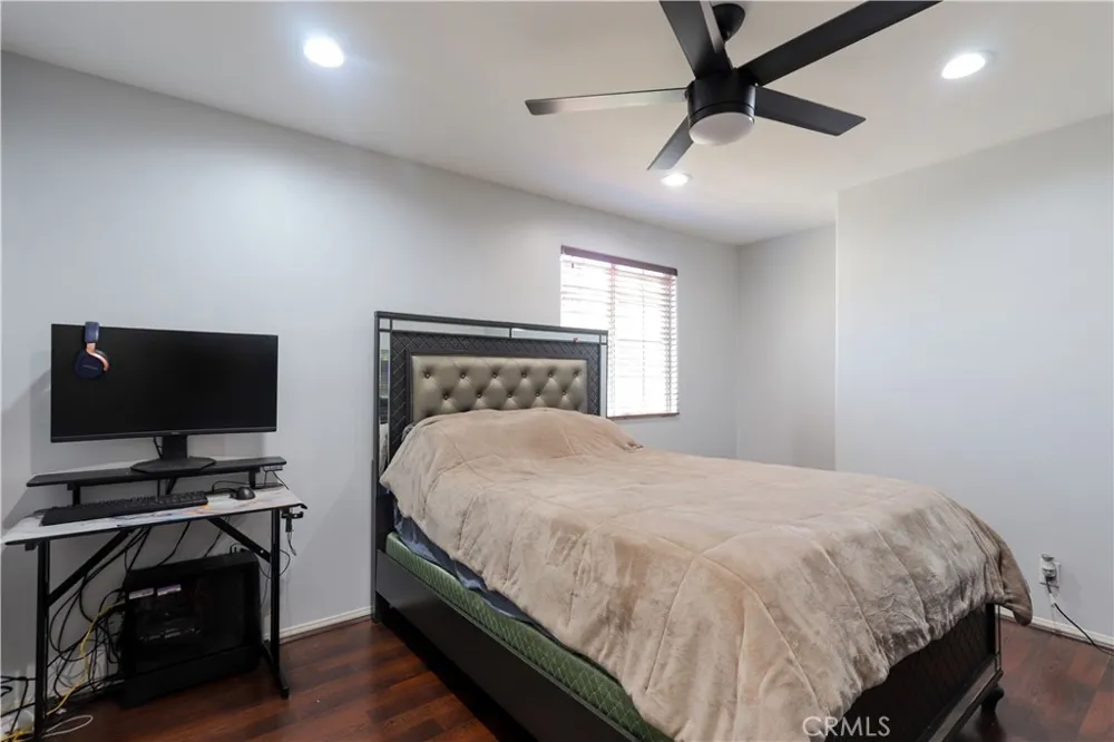4826 Faculty Avenue Long Beach, CA 90808