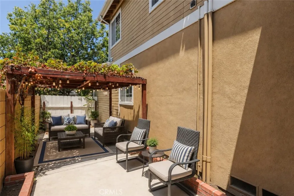 4826 Faculty Avenue Long Beach, CA 90808