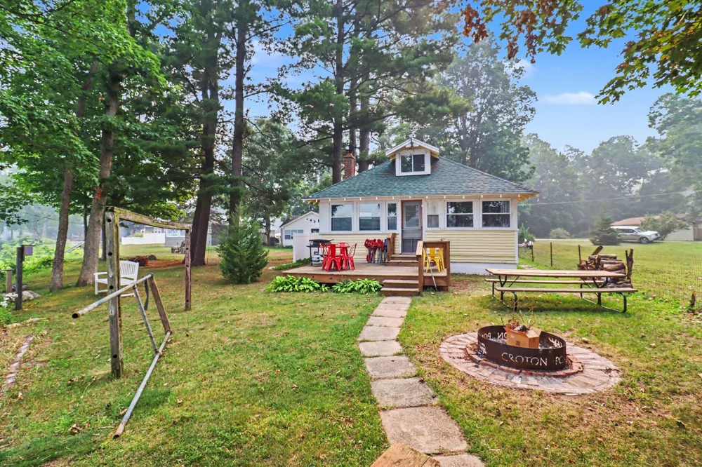 5343 S Front Street Newaygo, MI 49337