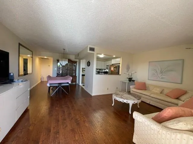 3304 Aruba Way #J4 Coconut Creek, FL 33066
