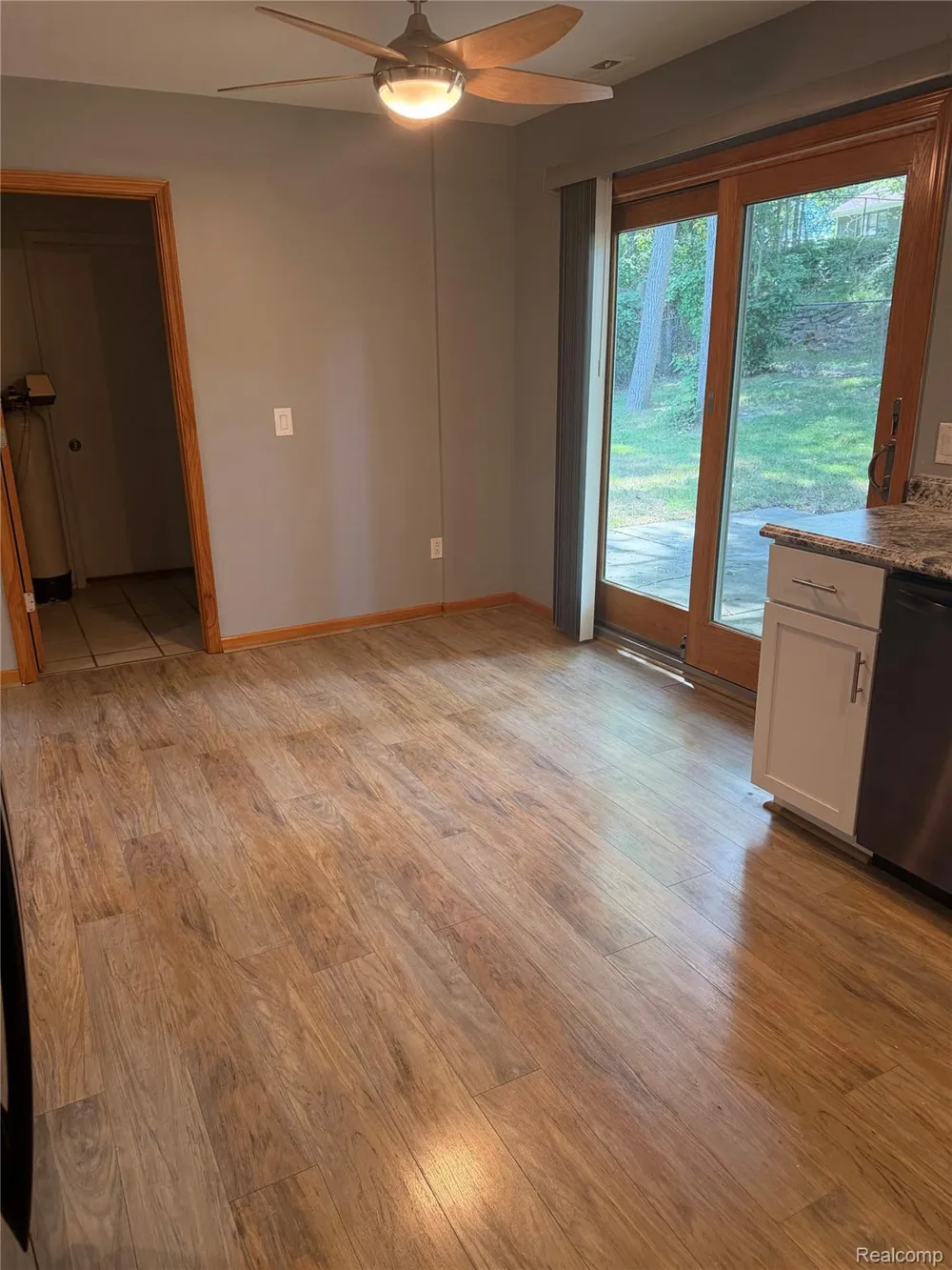 1034 Parkway Waterford Charter Township, MI 48328