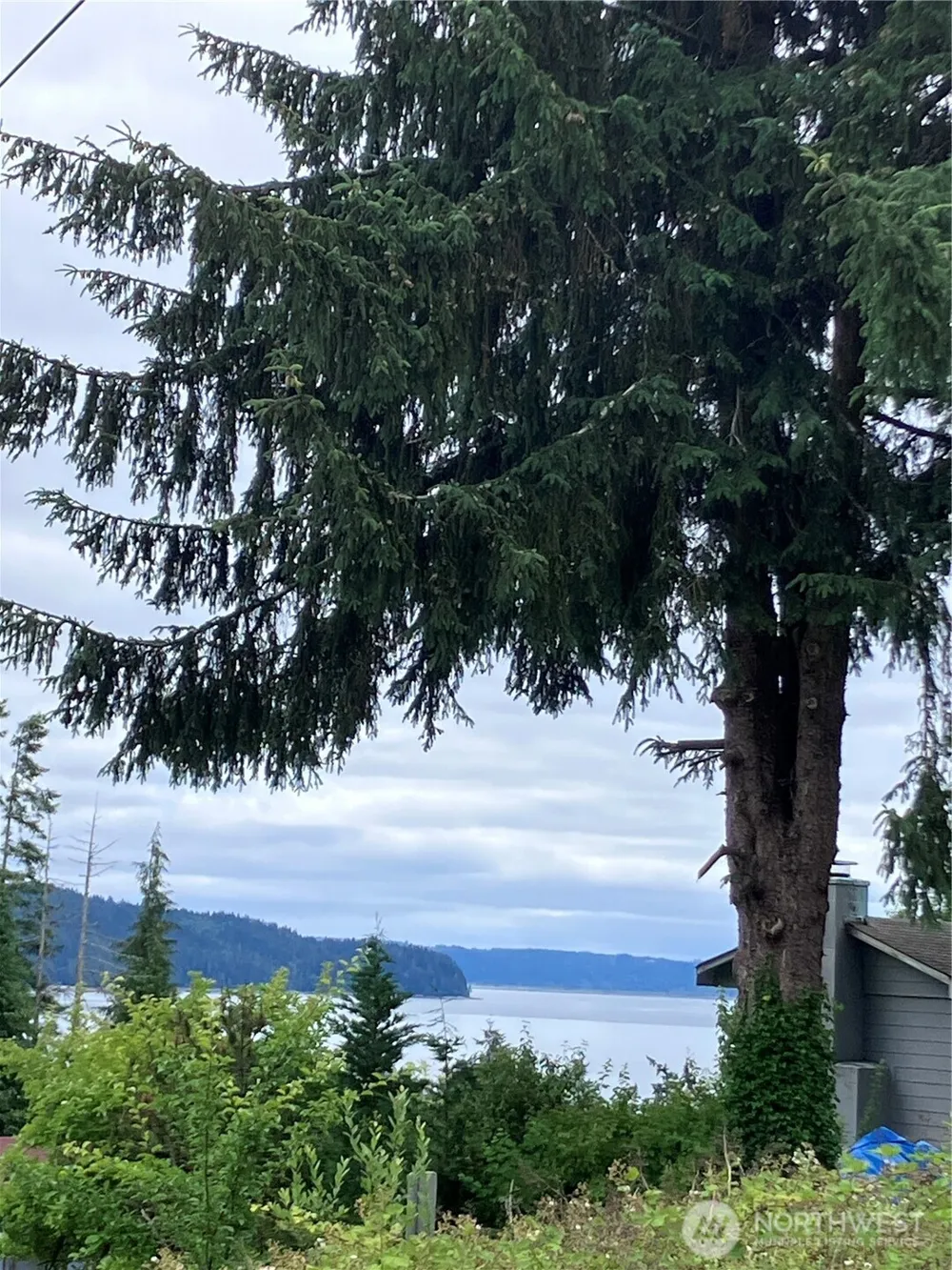 0 ViKen Lane Hoodsport, WA 98548