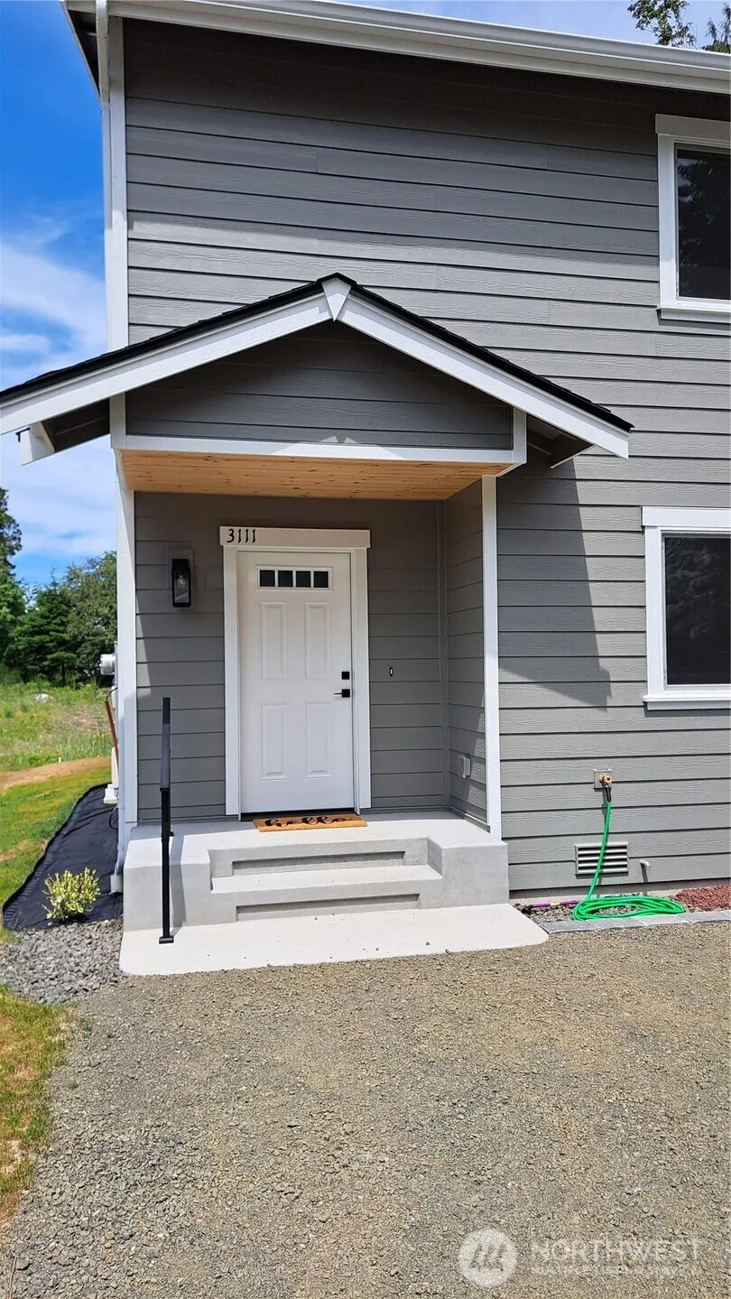 3111 E Camellia Way Port Orchard, WA 98366