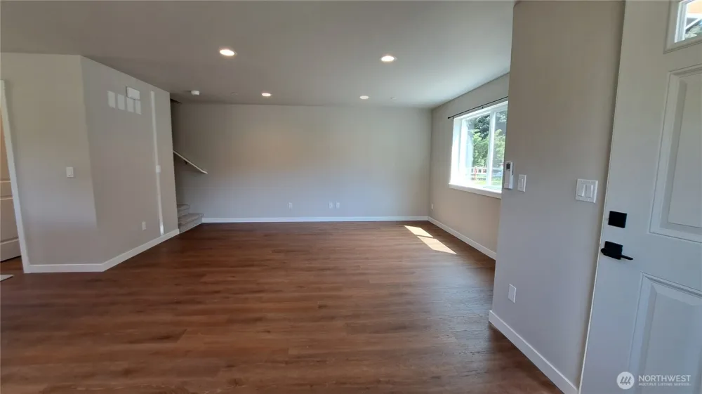 3111 E Camellia Way Port Orchard, WA 98366