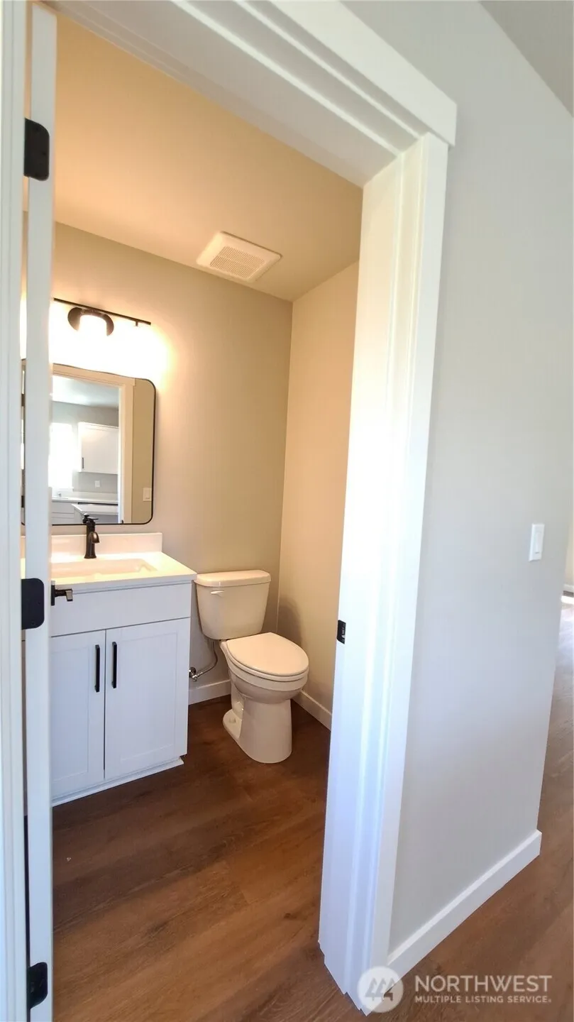 3111 E Camellia Way Port Orchard, WA 98366