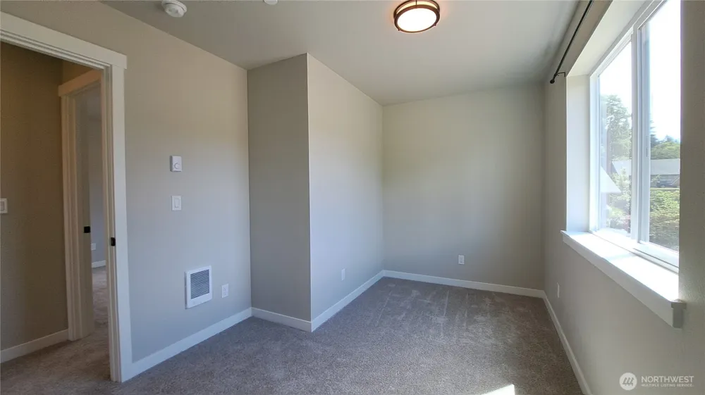 3111 E Camellia Way Port Orchard, WA 98366