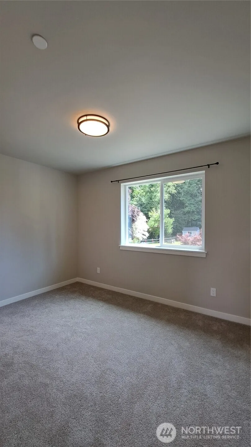 3111 E Camellia Way Port Orchard, WA 98366