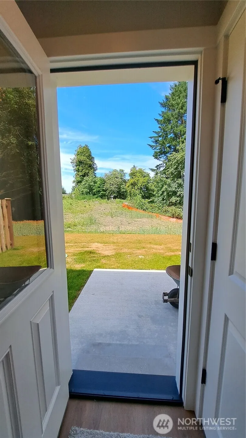 3111 E Camellia Way Port Orchard, WA 98366