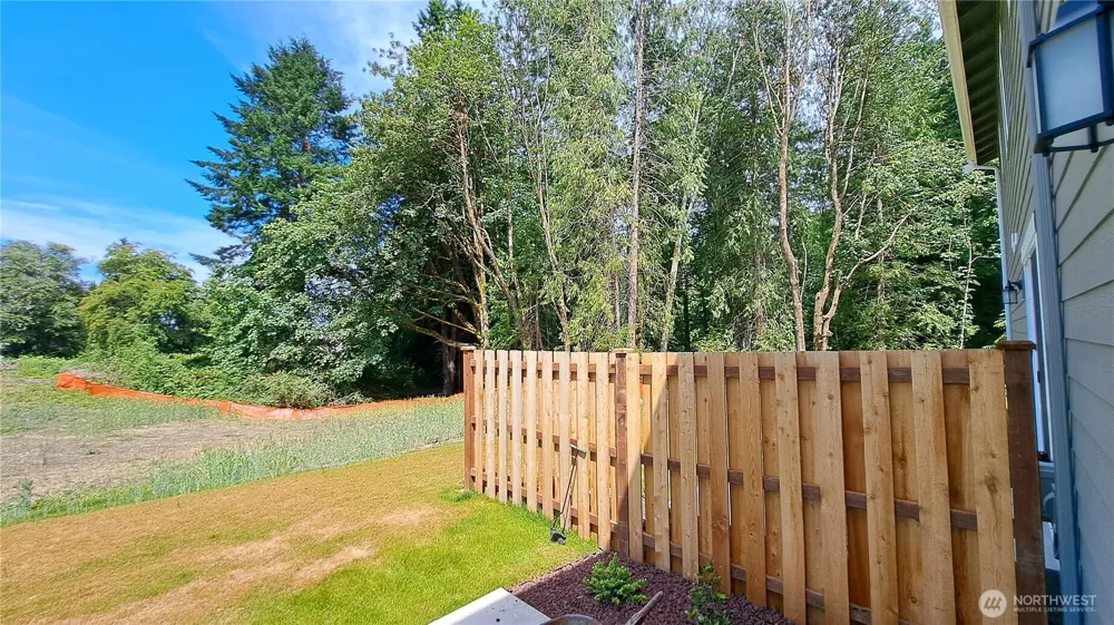3111 E Camellia Way Port Orchard, WA 98366