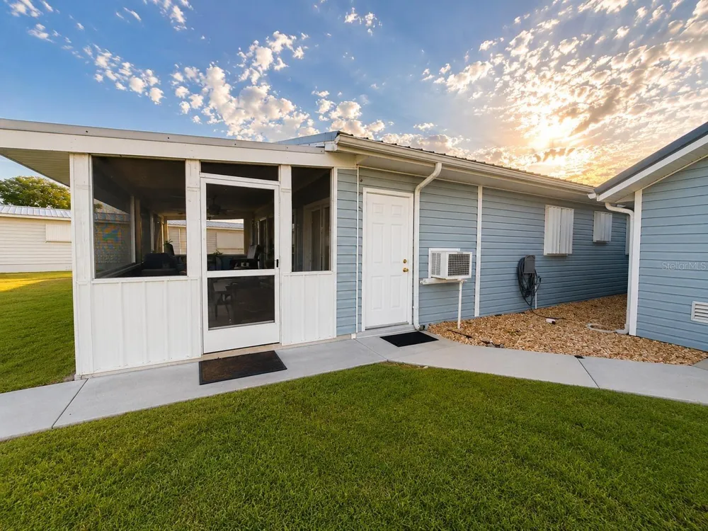 1205 LISA LANE Okeechobee, FL 34974