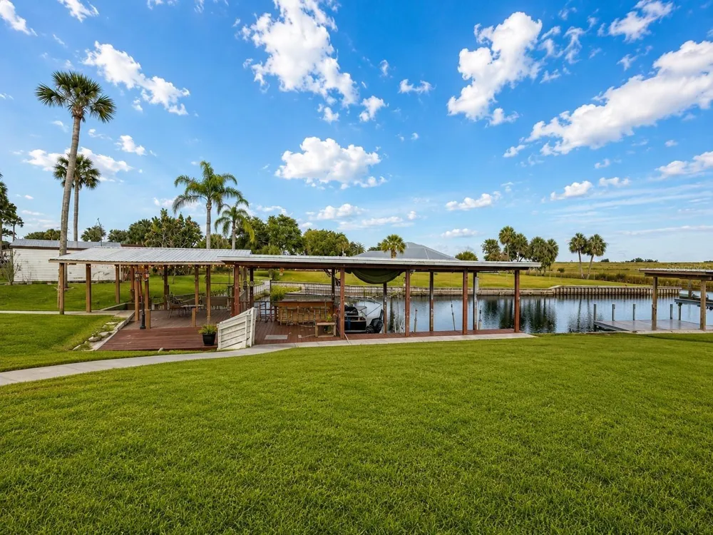 1205 LISA LANE Okeechobee, FL 34974