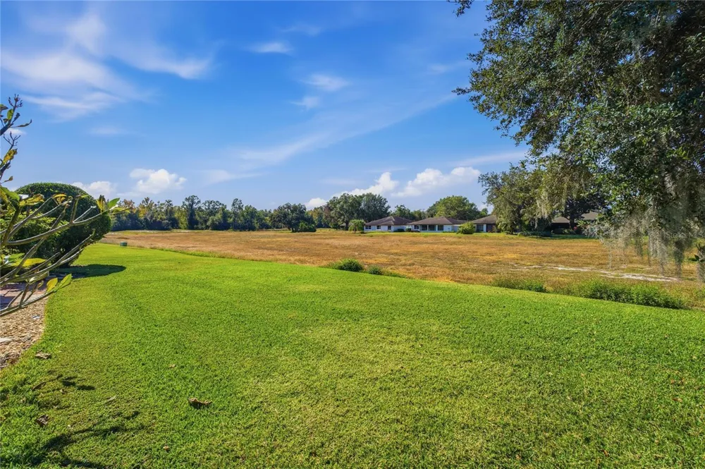 116 COVENTRY LN Haines City, FL 33844