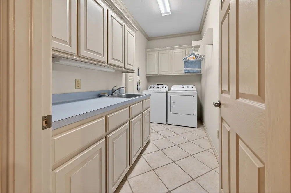 800 Rico Athens, TX 75751