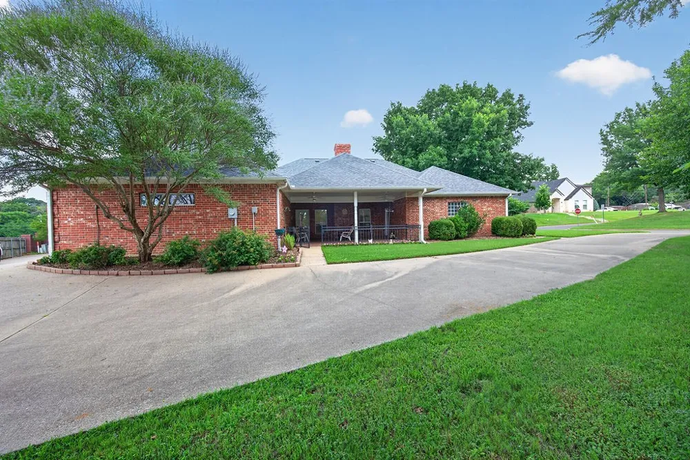800 Rico Athens, TX 75751