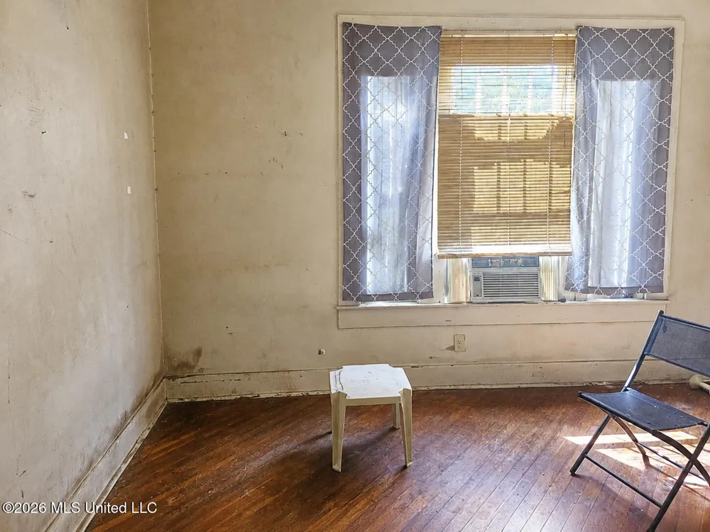 314 Monroe Street Yazoo City, MS 39194