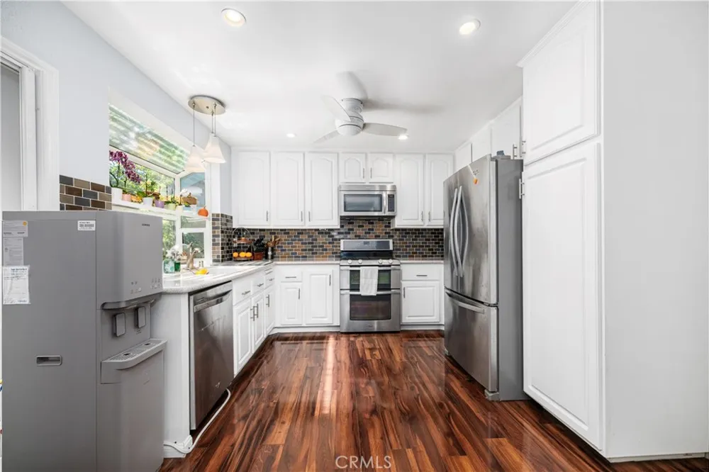 22996 Caminito Mar Laguna Hills, CA 92653