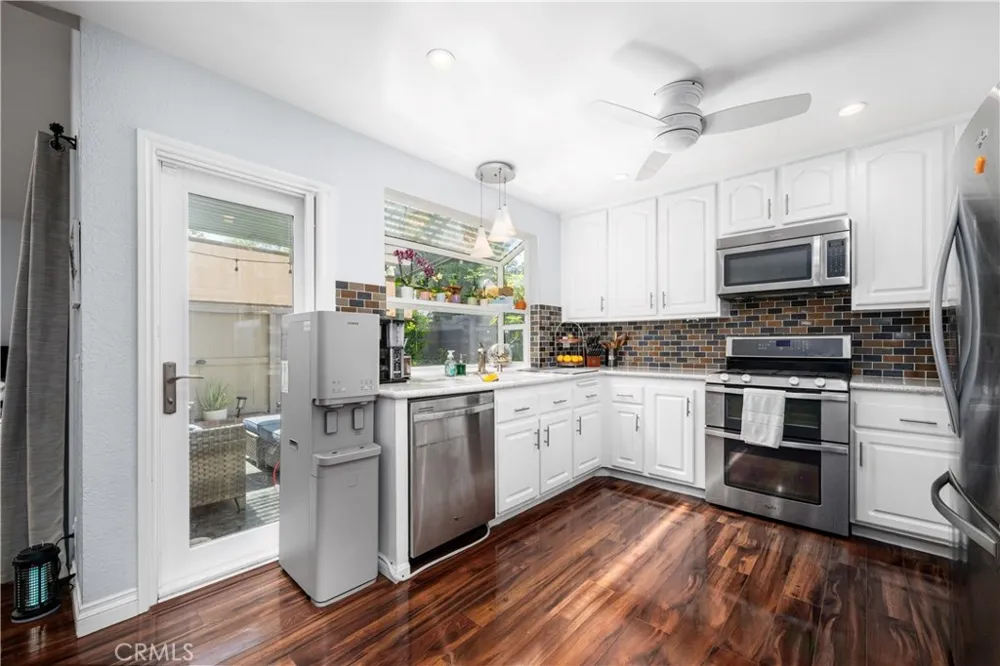 22996 Caminito Mar Laguna Hills, CA 92653