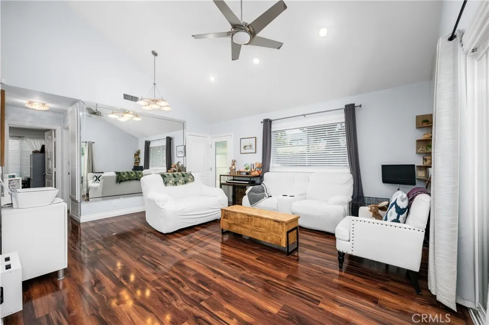 22996 Caminito Mar Laguna Hills, CA 92653