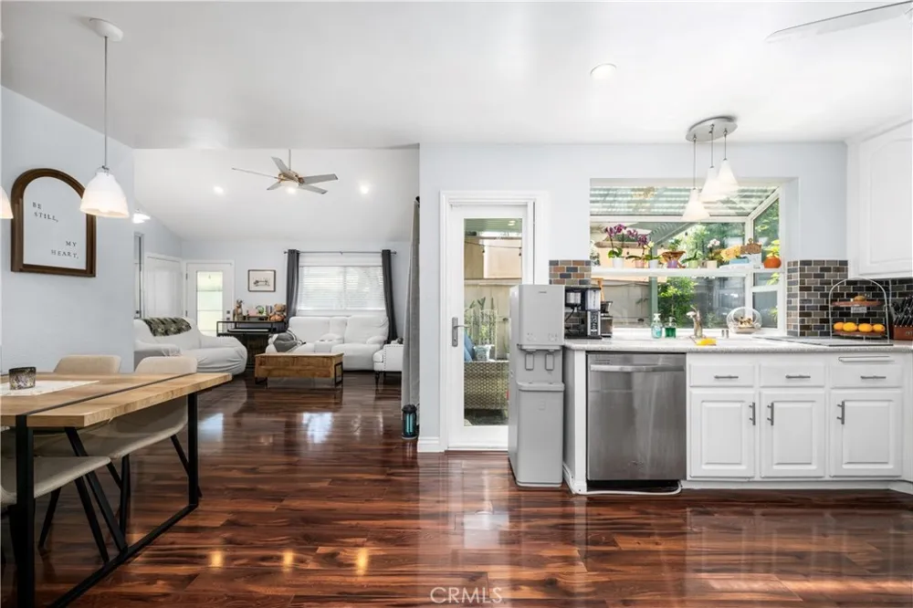 22996 Caminito Mar Laguna Hills, CA 92653