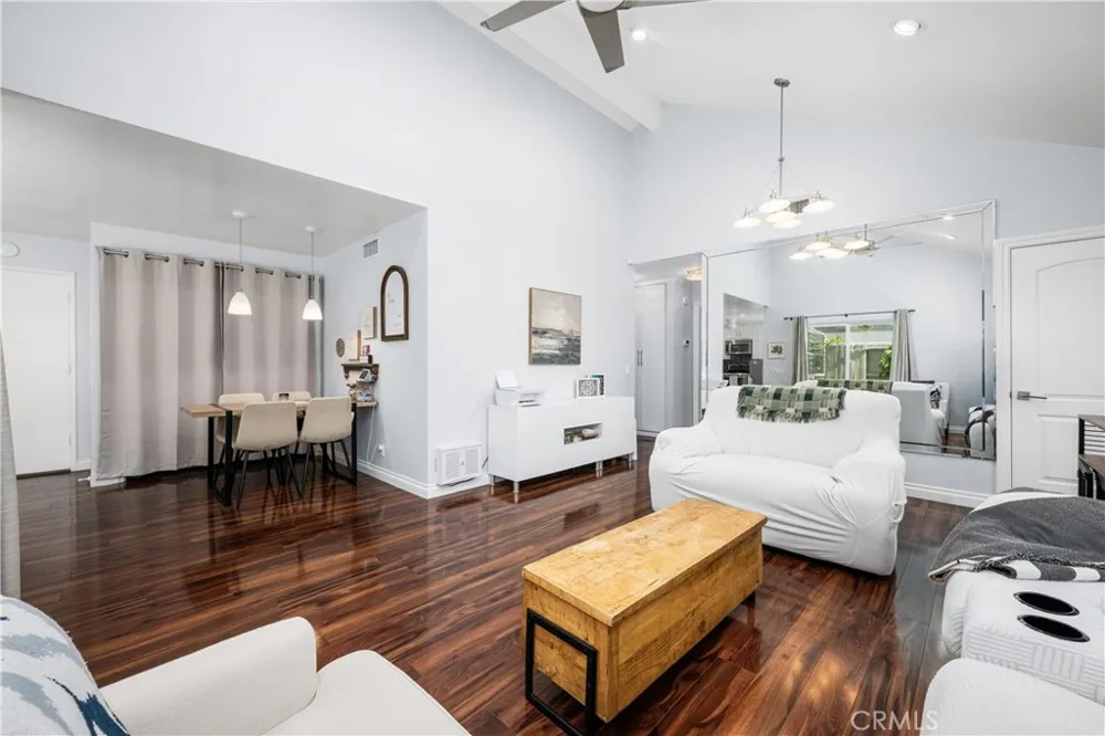 22996 Caminito Mar Laguna Hills, CA 92653