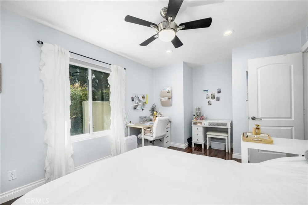 22996 Caminito Mar Laguna Hills, CA 92653
