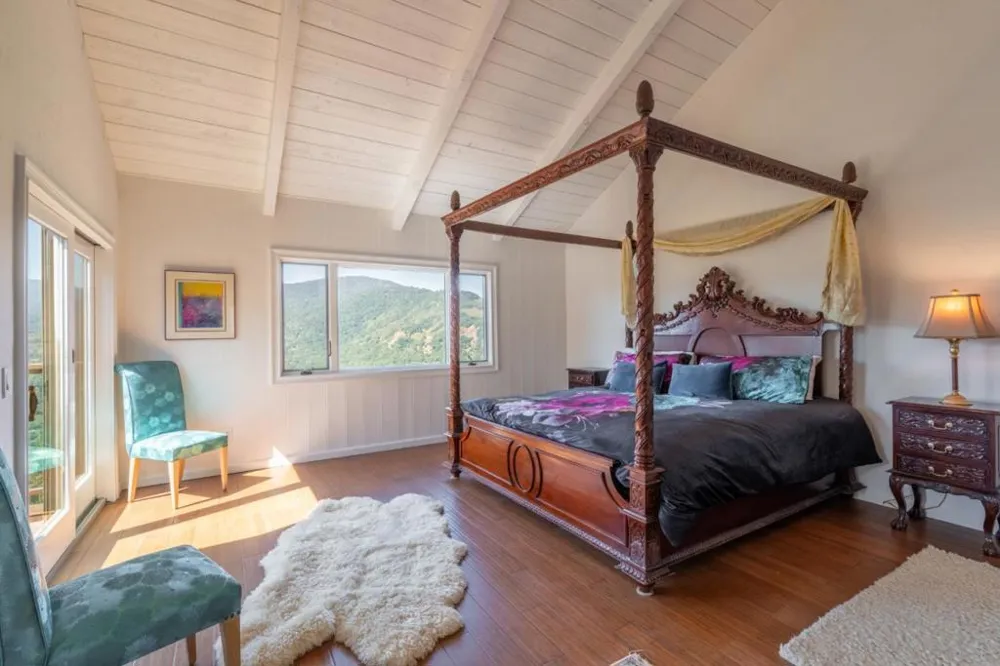 15286 Via La Gitana Carmel Valley, CA 93924