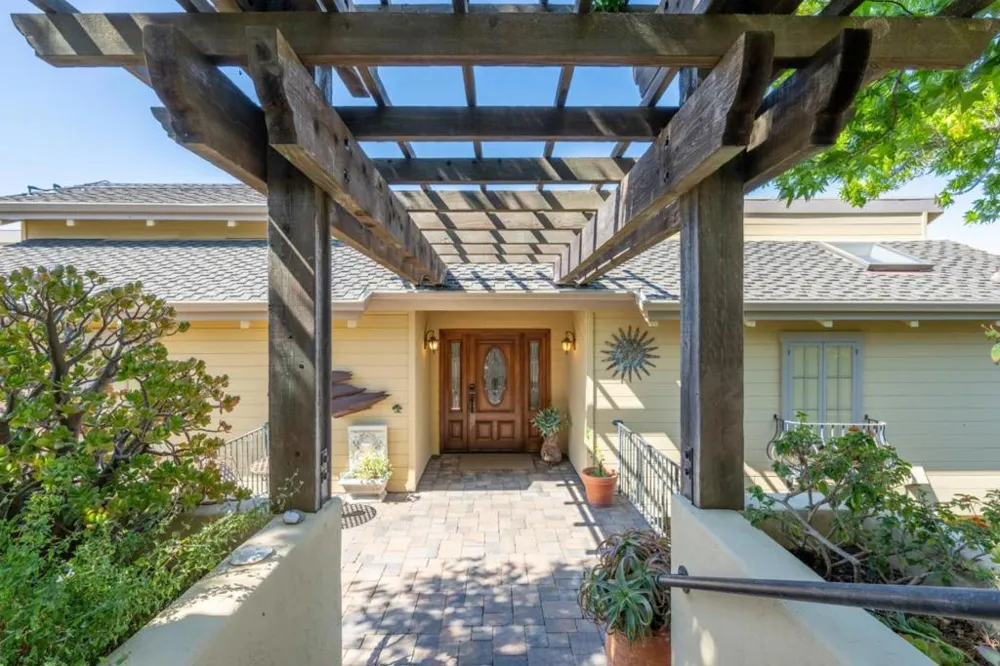 15286 Via La Gitana Carmel Valley, CA 93924