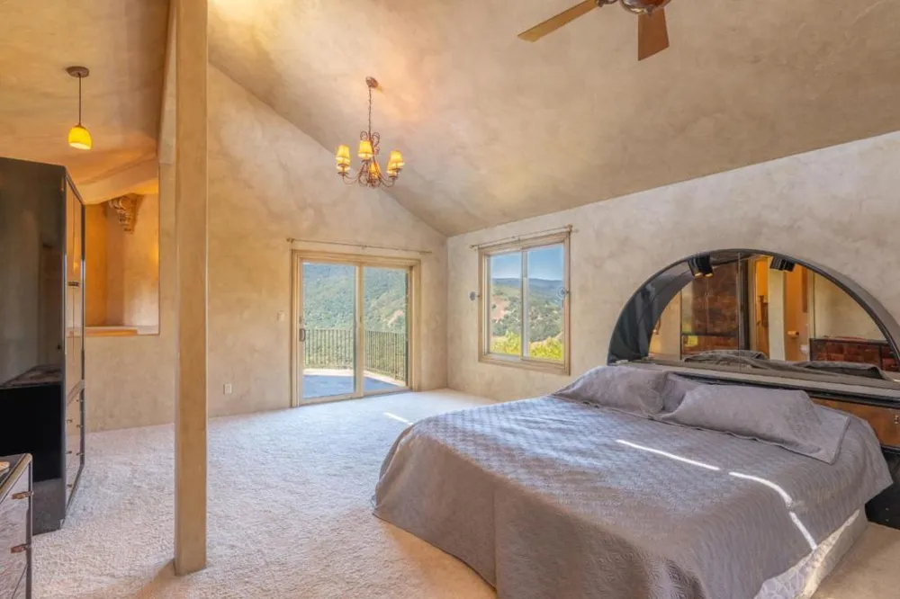 15286 Via La Gitana Carmel Valley, CA 93924