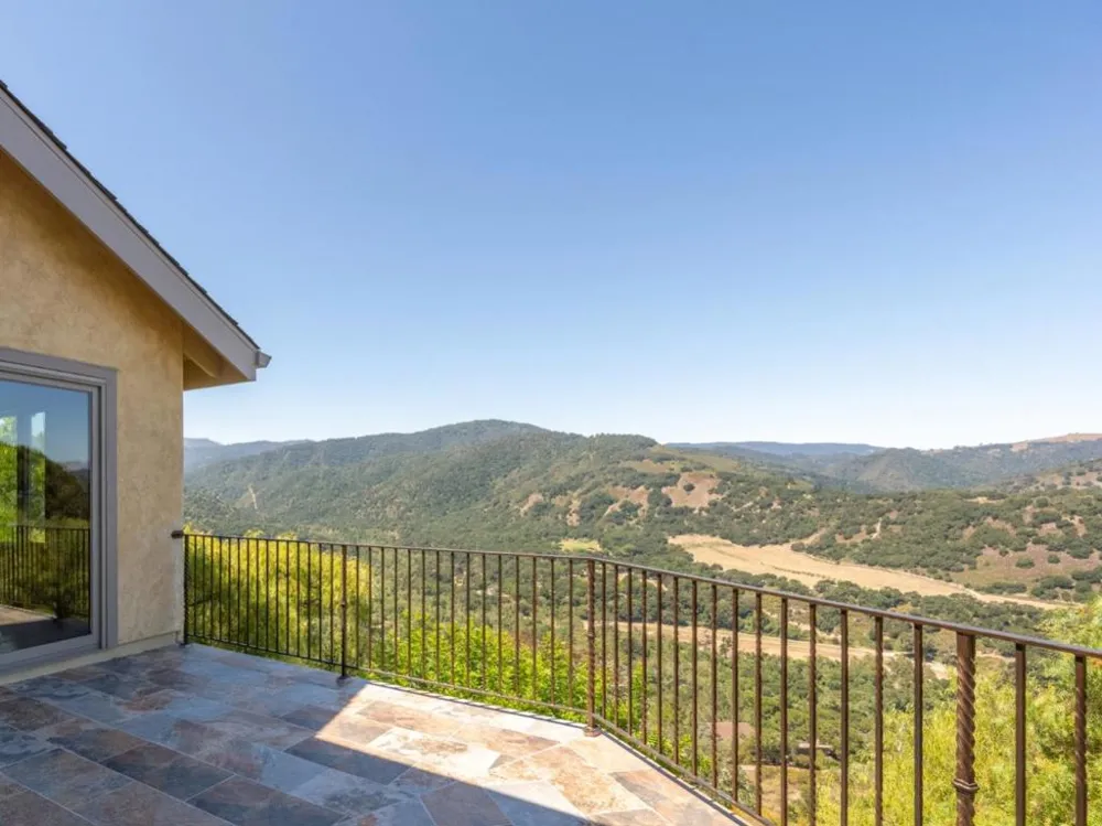 15286 Via La Gitana Carmel Valley, CA 93924