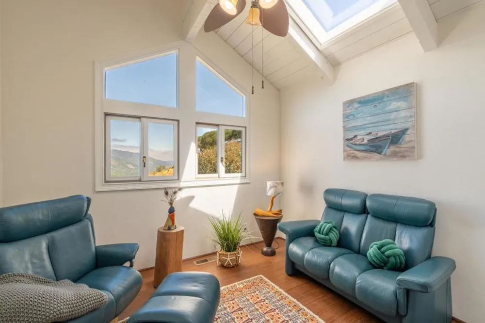 15286 Via La Gitana Carmel Valley, CA 93924