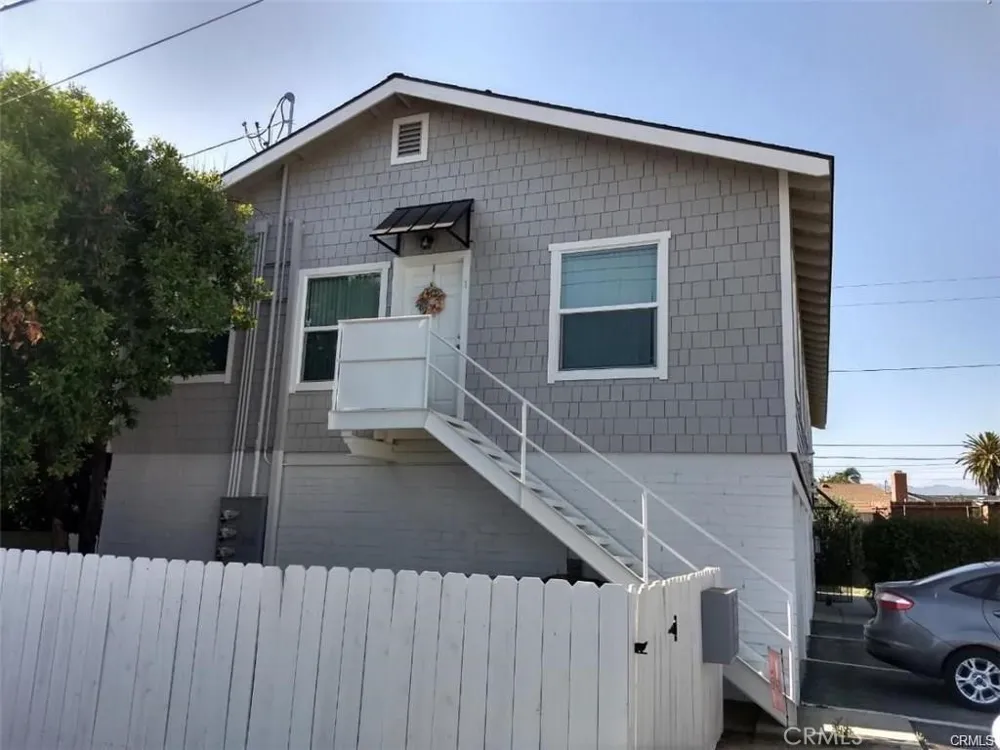 449 E Puente Street #2 Covina, CA 91723
