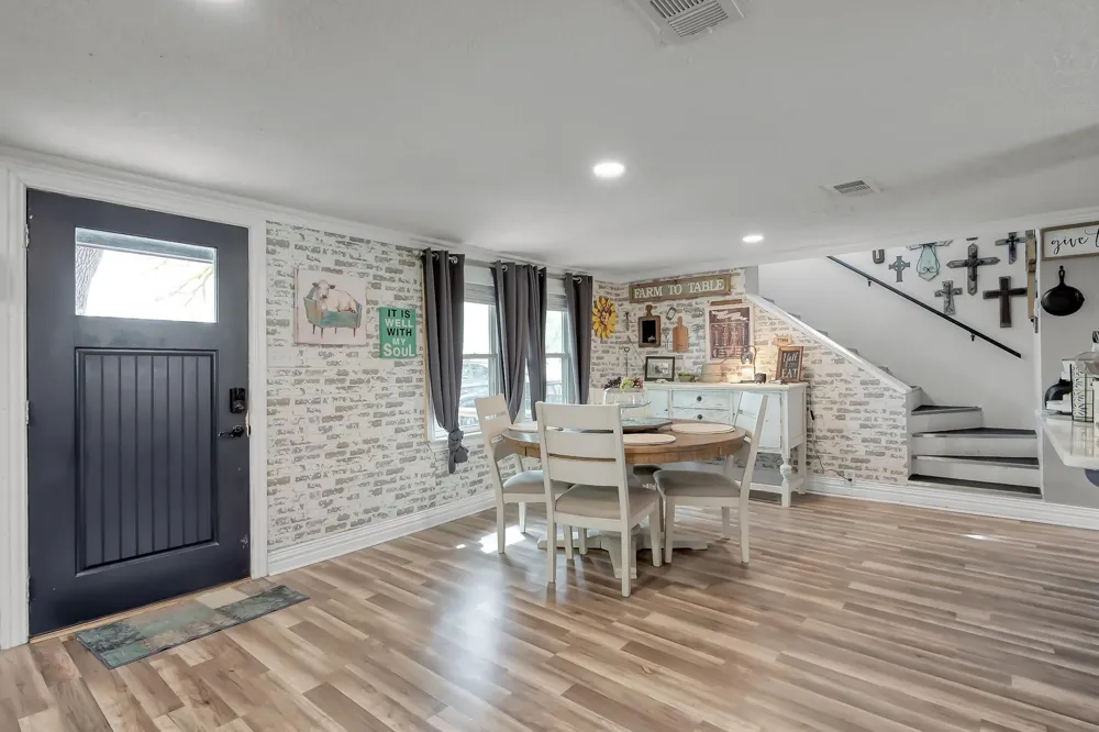 281 Shady Oaks Drive Point Blank, TX 77364