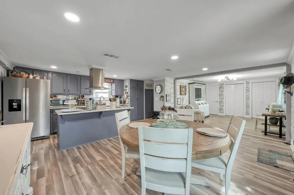 281 Shady Oaks Drive Point Blank, TX 77364