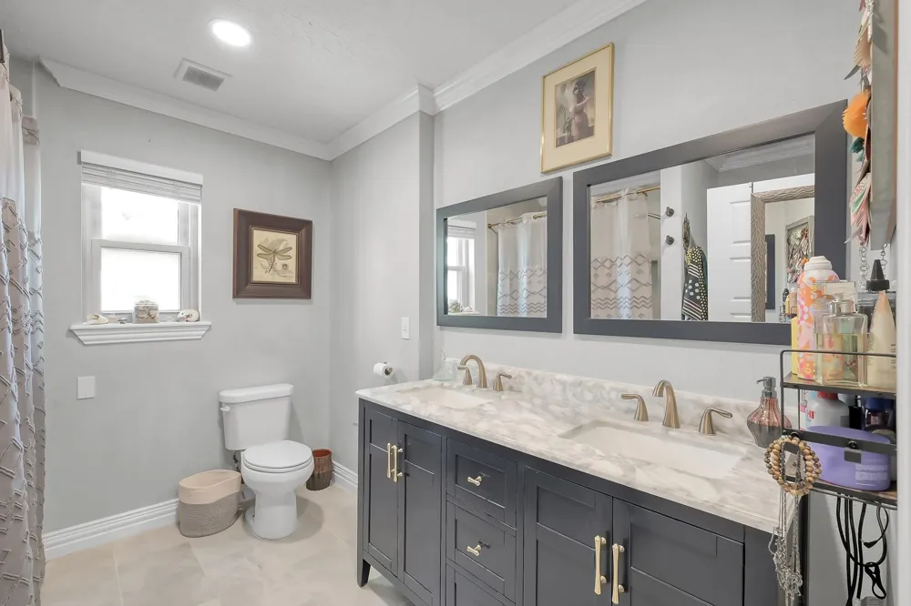281 Shady Oaks Drive Point Blank, TX 77364