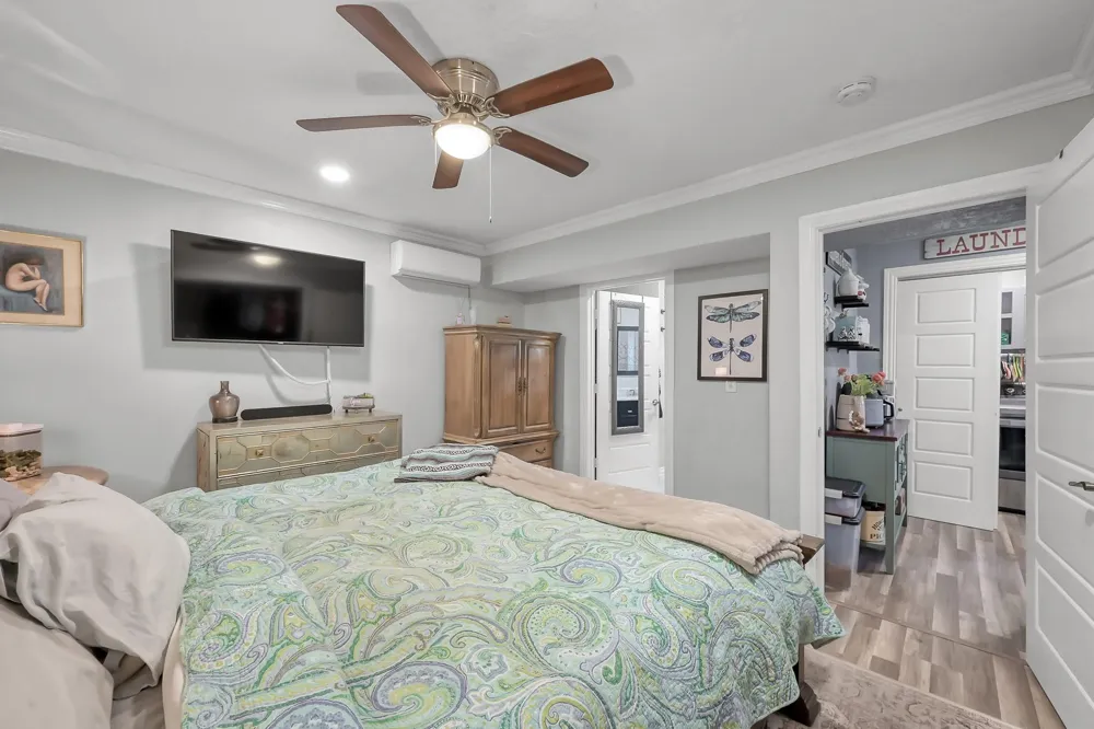 281 Shady Oaks Drive Point Blank, TX 77364